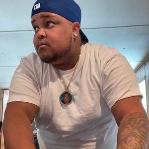 Meet your Posher, Adrian